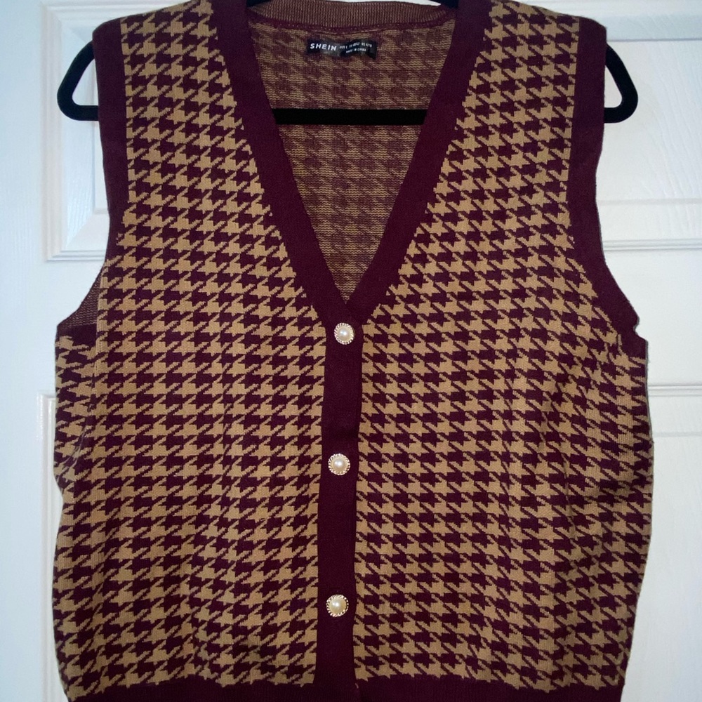 Houndsooth Sweater Vest
